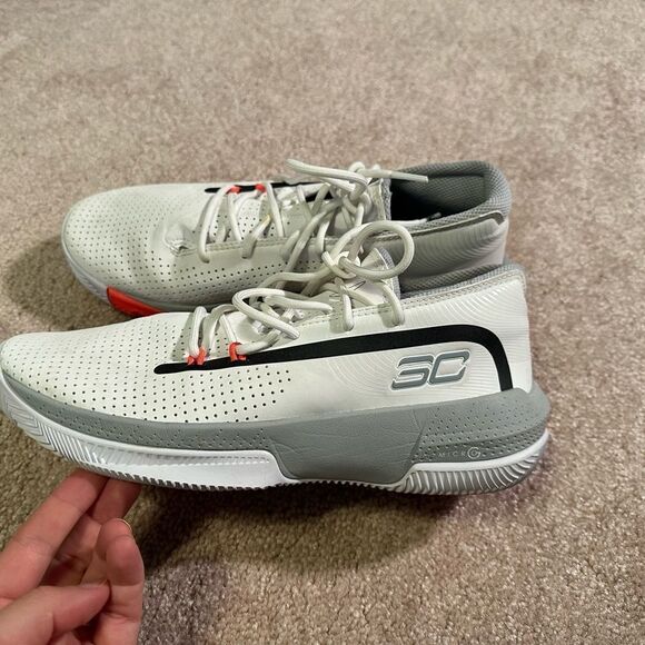 Adidas Steph Curry SC 3zer0 sneakers. Mens 7.5 main image 4
